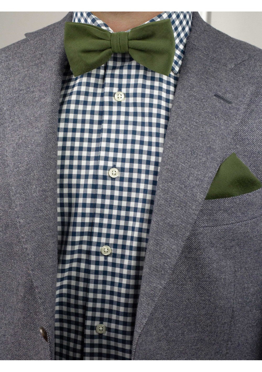 Bowtie Hanky Combo in Olive | Matte Olive Green Bow Tie and Pocket ...